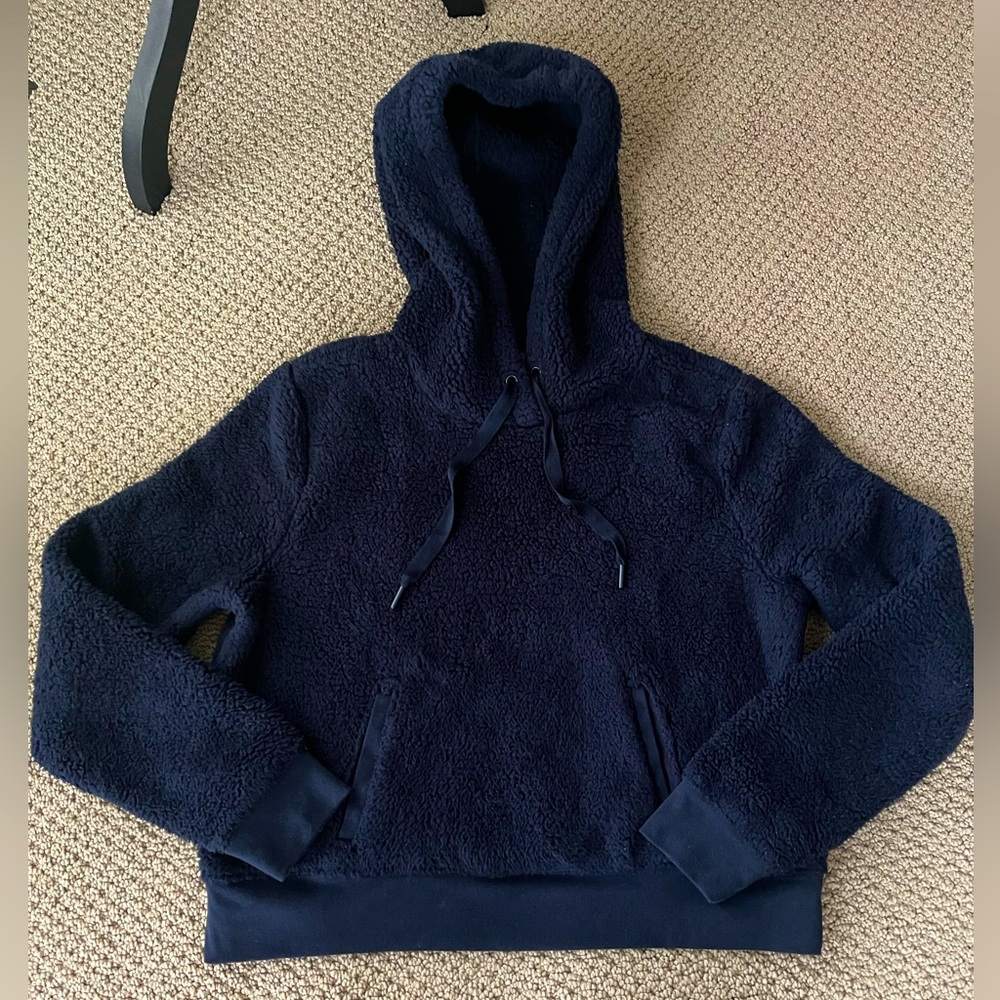 Banana Republic Women’s Crop Fuzzy Sweatshirt Hoodie in Navy Size S